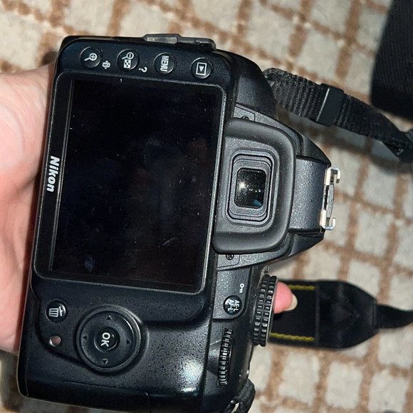 nikon DSLR d3000 - Picture 5 of 8